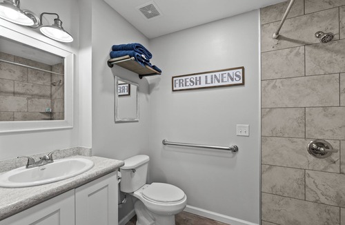 Reidsville Apartment | “Cypress” Cottage Reidsville Georgia