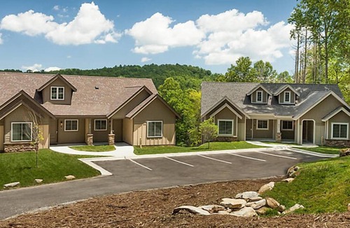 Cashiers Condo | Dandy Club Lodges at Trillum, 2 Bedroom Suite