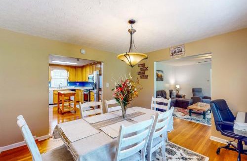 Danielsville House | Danielsville Home on Sprawling Acreage w/Views!