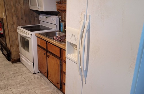 Tiptonville Cabin | Dave shallow lake lodge at reelfoot lake 2 story cabin 14 lakefront property