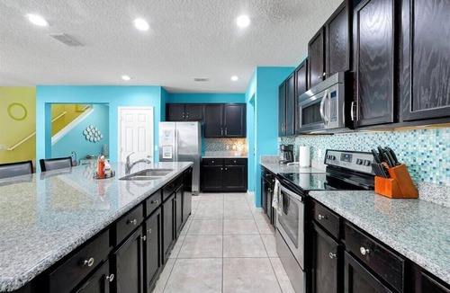 West Haven House | Davenport Dream Villa - Near Parks and close to Magic!