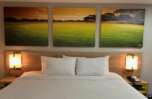 Gracewood Hotel | Days Inn by Wyndham Augusta Fort Eisenhower