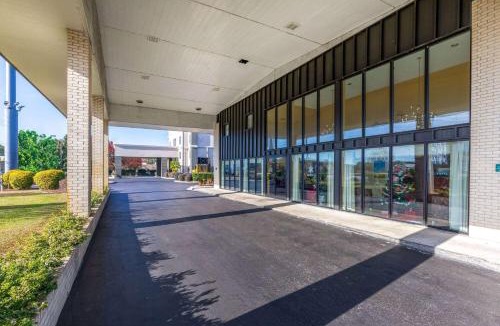 Florence Hotel | Days Inn by Wyndham Florence/I-95 North