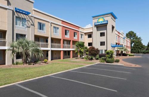 Florence Hotel | Days Inn by Wyndham Florence Near Civic Center