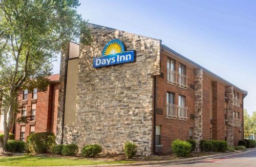 Morrisville Hotel | Days Inn by Wyndham Raleigh-Airport-Research Triangle Park