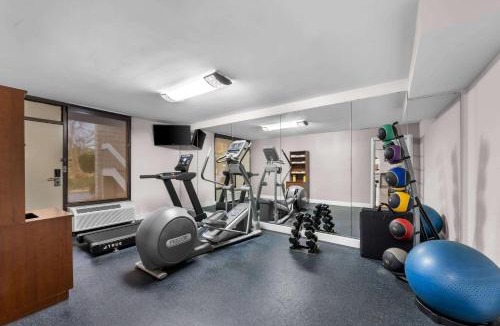 Raleigh Hotel | Days Inn by Wyndham Raleigh Midtown