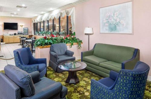 Walterboro Hotel | Days Inn by Wyndham Walterboro