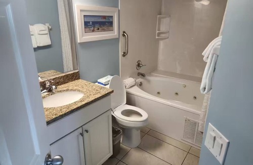 Elrod Estates Resort | Daytona Bike Week, Royal Floridian-Beach Front 2-bedroom, 2 bath condo, sleeps 6