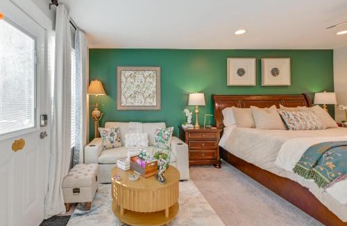 Concord Apartment | Deck, Patio! Charming Concord Studio Near Speedway