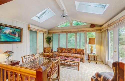 Conway House | Deck & Private Dock! Waccamaw River Retreat