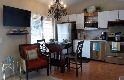 Beaufort Apartment | DeepWater Peaceful Reflections