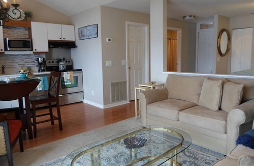 Beaufort Apartment | DeepWater Peaceful Reflections