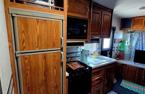 Matlacha House | Delightful 1-bedroom Waterfront RV on charming Matlacha Island