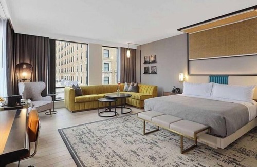 Downtown Memphis Hotel | Delightful hotel suites in Memphis with fitness room and AC