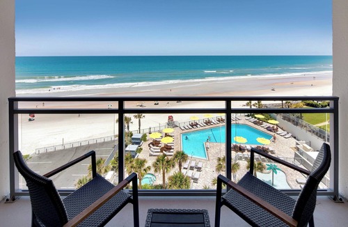 Daytona Beach Shores Hotel | Delta Hotels by Marriott Daytona Beach