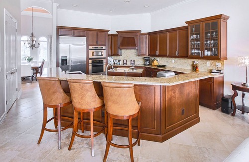 The Majors House | Designers dream home with amazing outdoor living with own tiki bar.