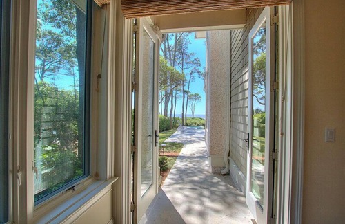 Oceanside House | Destination Vacation HHI, 6-BR Oceanfront Luxury Home in Sea Pines w/Pool & Spa