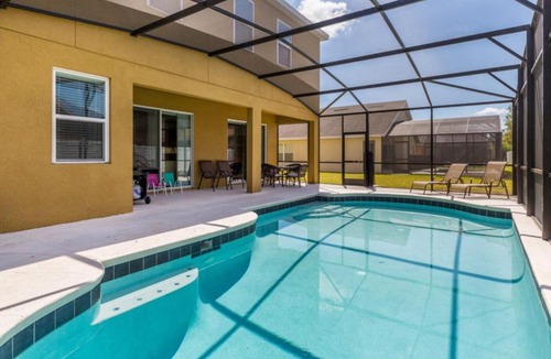 Veranda Palms House | Dharma Circle Home #256838 Home