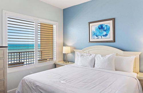 Ormond Beach Hotel | Direct Beach Access + Minutes from Boardwalk, Speedway & Dining Spots