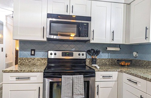Riverview House | Discover Your Home Away from Home in Riverview