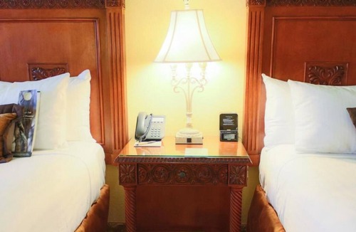 Orlando House | Disney Dream! 4 Great Units, Near Disney, Pools, Restaurants!