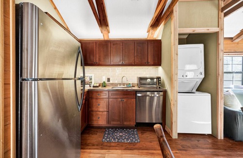 Irwinville Cabin | Disney Fort Wilderness Cabin – The Scout (Close to I-75)