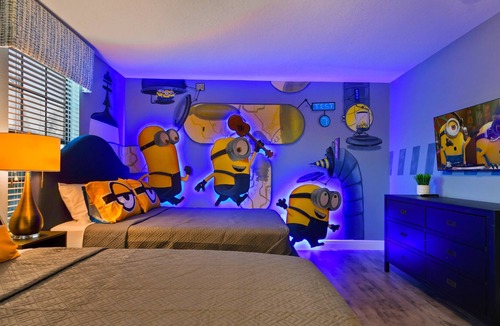 St. Cloud House | Disney themed Champions Gate Pool Home by the parks