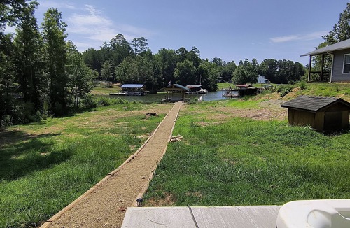 Cross Hill House | DO NOT BOOK HOUSE HAS BEEN SOLDLake Retreat on the water, Cross Hill,
