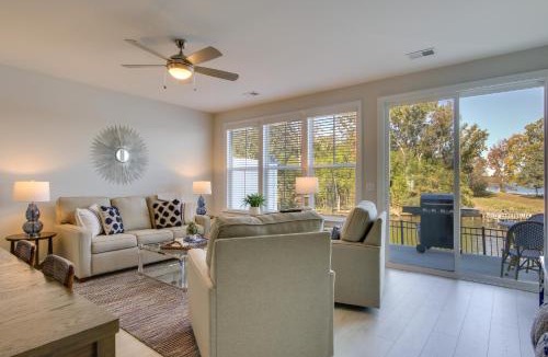 Greenwood House | Dock Access: Family-Friendly Lake Greenwood Gem!