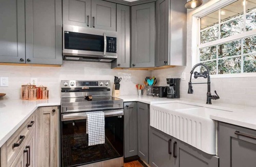 Smithville House | Dog-Friendly Cottage w/Boat Parking Near Lake