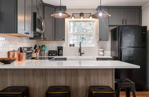 Smithville House | Dog-Friendly Cottage w/Boat Parking Near Lake