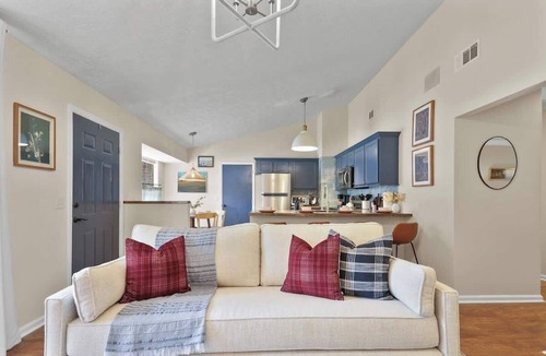 Whitemarsh Island House | Dog-Friendly Savannah Cottage Near Tybee