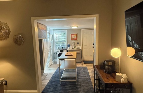 Wake Forest Apartment | Dog Friendly with Yard-Cozy 1-bedroom apartment in tranquil Wake Forest with AC