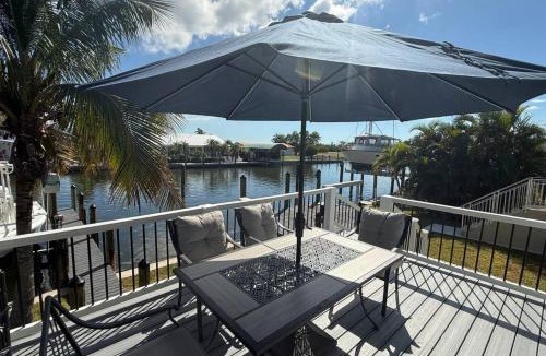 Saint James City House | Dolphins Retreat. Waterfront, Pier, Close to Beach