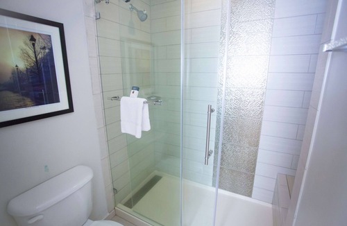Historic District - North Hotel | DoubleTree by Hilton Hotel Savannah Historic District