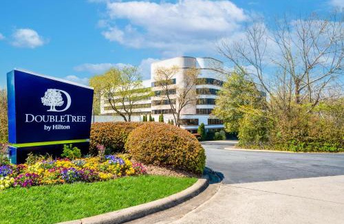 Executive Park Hotel | DoubleTree by Hilton South Charlotte Tyvola