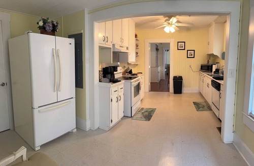 Douglas House | Downtown Douglas Delightful 4 Bedroom house with patio
