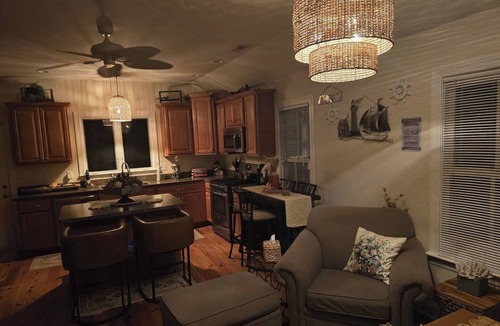 New Bern House | Downtown Riverside Lighthouse