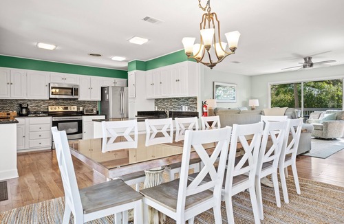 Oceanside House | Dream Catcher - Steps to Beach, Private Pool & Spa, Sleeps 12, Ocean Glimpses - 24 Green Heron