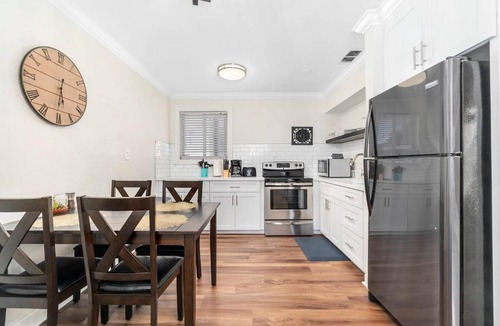 Willoughby Spit Apartment | Dune Cottage Shore Suite (2-Bd/2-Bth Beach Condo)