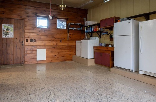 Bryson City Cabin | Eagle's Summit Luxury Cabin in Bryson City's Nantahala Forest with spectacular views