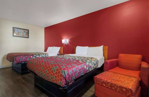 Goldsboro Hotel | Econo Lodge Goldsboro Hwy 70