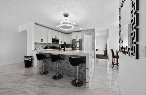 Crescent Lakes House | Elegant 4BR Luxury Home - Private Pool Disney