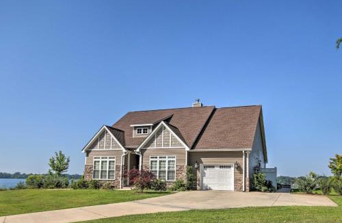 Cross Hill House | Elegant Lakefront Gem w/Dock + Sunset Views!