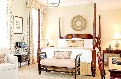 Charleston Historic District Hotel | Elegantly Appointed Stay Moments Away from Historic Charleston Wonders