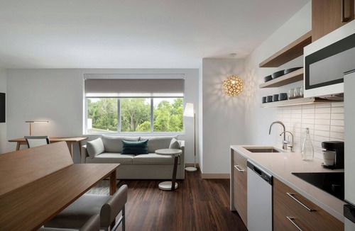 North Charleston Hotel | Element by Marriott Charleston Airport