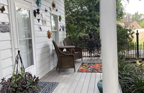 Summerville Historic District Cottage | Elizabeth Arden's former Estate, Tuscany Style Cottage in Summerville