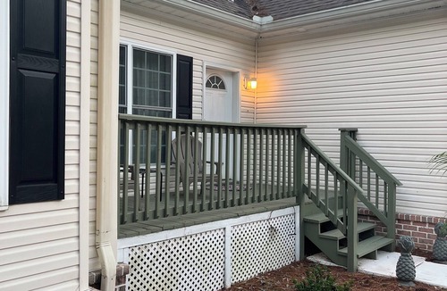 Hardeeville House | Emergency crews this is for you. 2 bedrooms with shared bathroom.