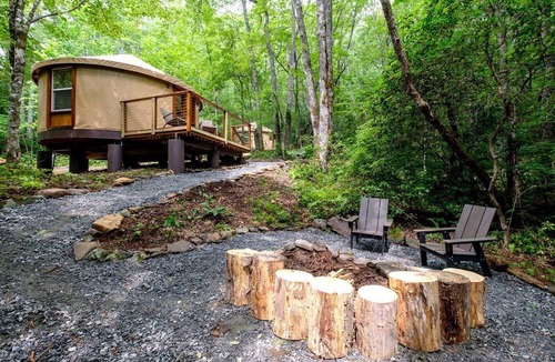 Balsam Grove RV Rental | Enchanting Yurt Haven near Pisgah National Forest in North Carolina