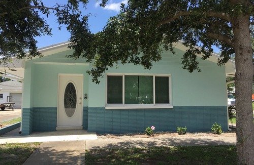 Historic Downtown Melbourne House | Enjoy Downtown Melbourne at the Nautical Nights, just minutes from the beach!